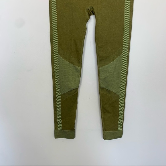 Fabletics High Waisted Seamless Check Green Leggings Size Medium - Picture 5 of 11